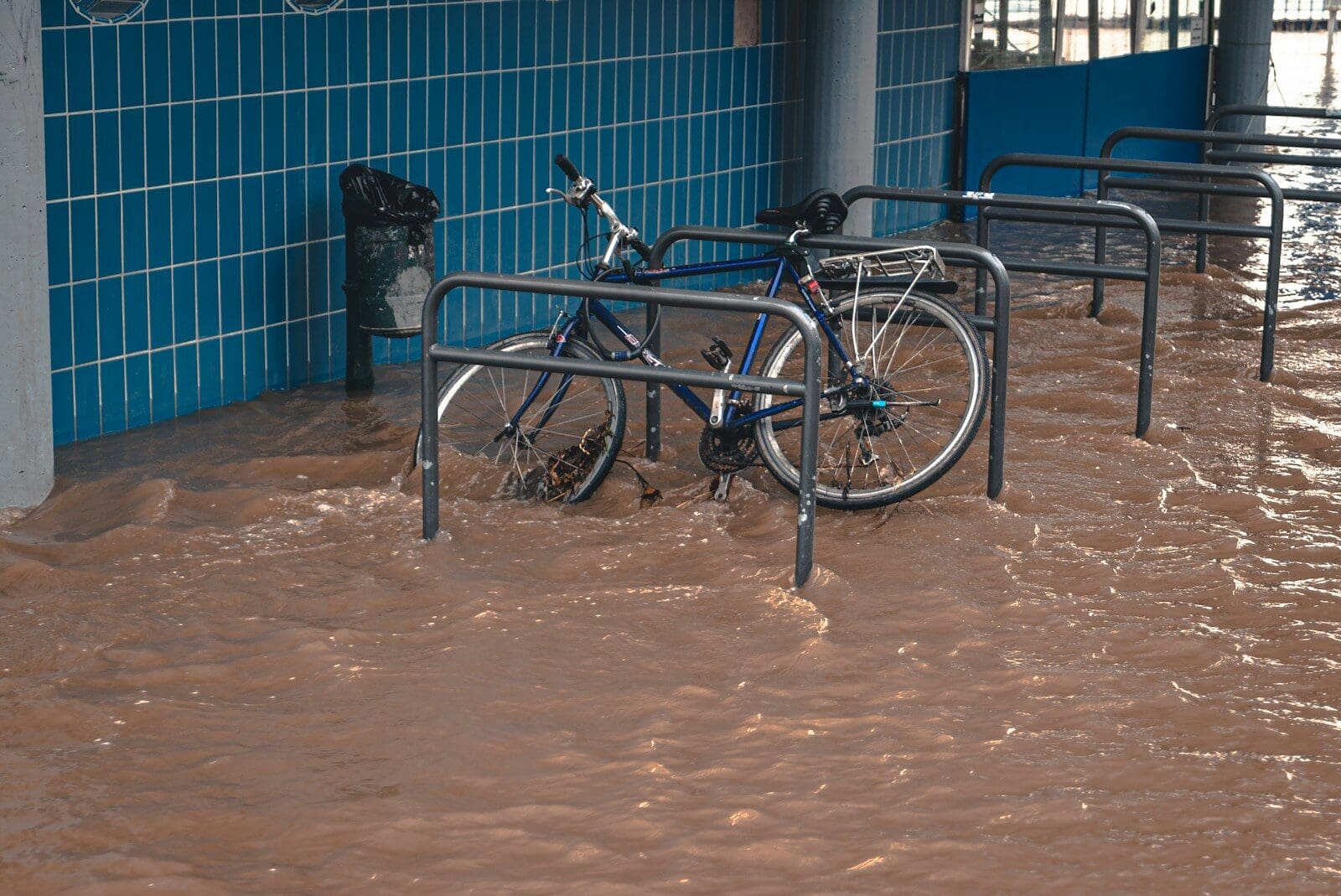 Does Flood Insurance Cover Storm Surge or Overflowing Waterways? 